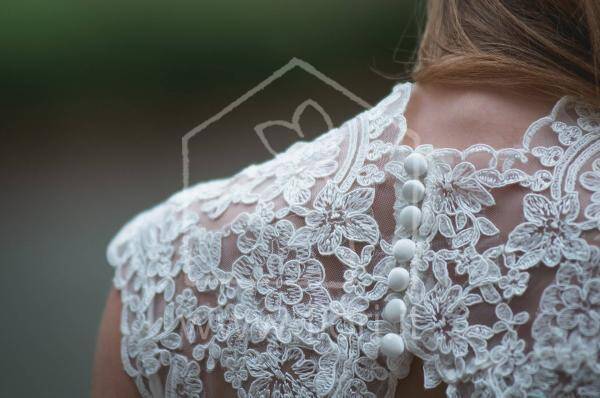 lace-7684761920